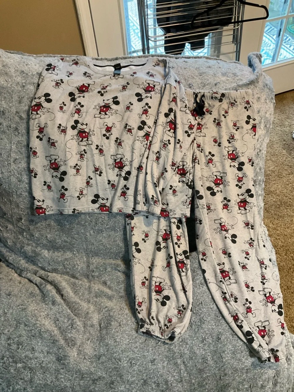Disney Gray Mickey Mouse Print Pajama Set - Picture 3 of 9